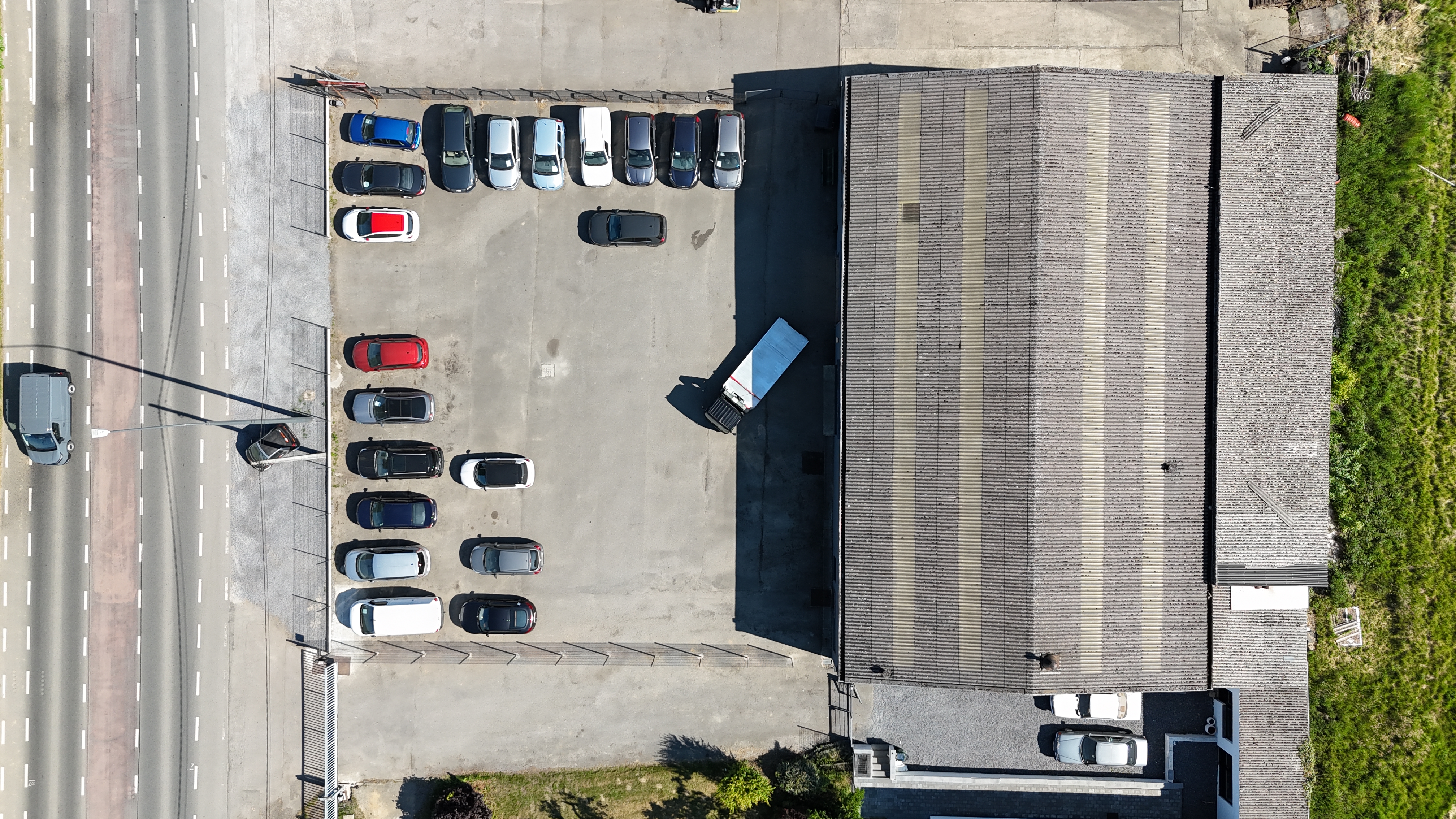 Maison avec piscine photographie drone